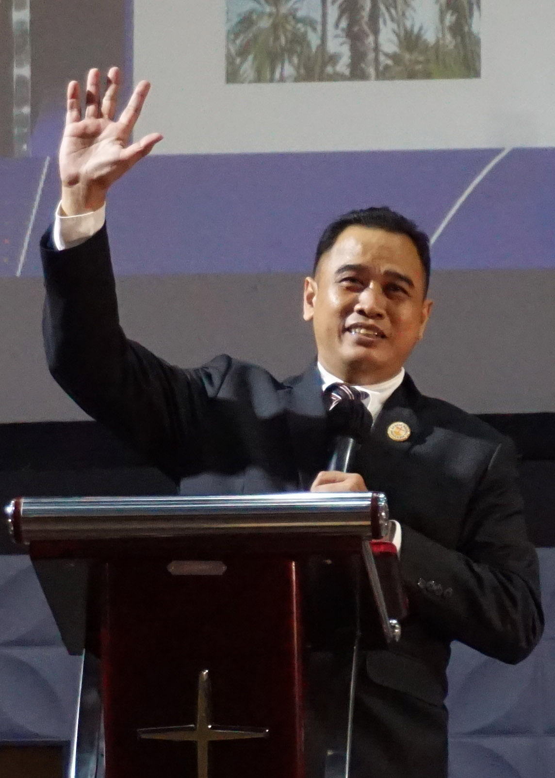 Pdt. Emanuel Gatot, S.Th, M.Ag